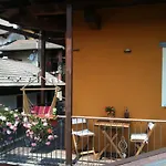 Il Castello Maggiore Con Terrazza Bed and breakfast 3*