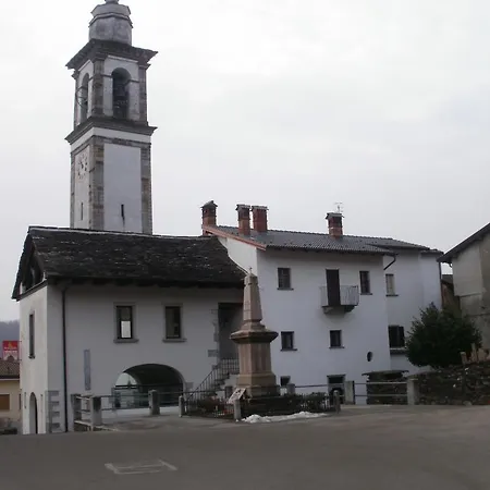 فندق مبيت وإفطار Il Castello Maggiore Con Terrazza Cossogno