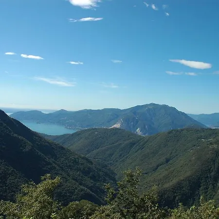 Nocleg ze śniadaniem Il Castello Maggiore Con Terrazza Cossogno