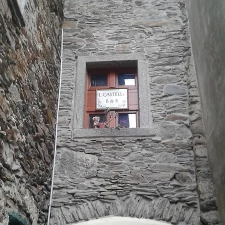 Alojamento de Acomodação e Pequeno-almoço Il Castello Maggiore Con Terrazza 3*
