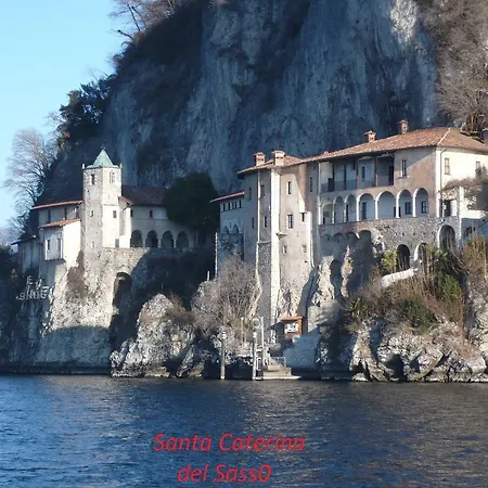 Nocleg ze śniadaniem Il Castello Maggiore Con Terrazza Cossogno